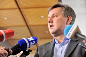 Posedi: Naslednjič pričakujemo vsaj sladoled, če že odgovorov ne dobimo
