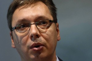 Srbski premier Vučić prosi za pomoč: Razmere so kataklizmične