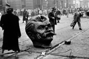 Na Madžarskem zaradi zatrtja revolucije leta 1956 priprli komunističnega politika