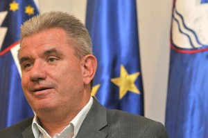 Vizjak: Dvig DDV bi moral biti res skrajna možnost