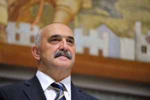 Gospodarski minister Jožef Petrovič je odstopil