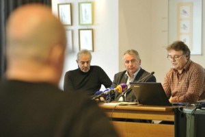 Leljak izročil dokumentacijo kriminalistom v Celovcu