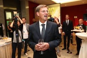 Nelegitimni zmagovalec predčasnih volitev Miro Cerar