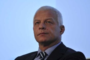Drago Kos z donosno pogodbo v NLB