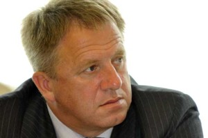 Cerar za gospodarskega ministra predlaga Zdravka Počivalška