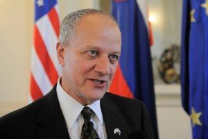 Veleposlanik Mussomeli: Žbogar, Türk in Janković niso moji prijatelji, lahko rečejo, kar želijo