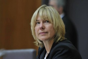 DZ potrdil Smerkoljevo za ministrico