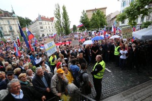 Shod za Janeza Janšo: Ne morejo mu vzeti svobode, ker svobodo nosi v srcu