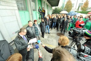 Buren prevzem Semenarne Ljubljana, novi direktorici preprečen vstop