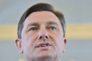 Pahor položil venec ob grobišču v Kočevskem Rogu