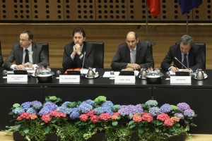 Janša za enakopraven odnos pri oblikovanju socialnega sporazuma
