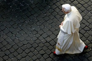 Novi papež po telefonu govoril s predhodnikom Benediktom XVI.