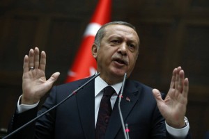 Z vsemi sredstvi: Erdogan Twitter obtožuje utaje davkov