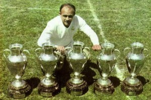 Umrl legendarni Realov Argentinec Alfredo di Stefano