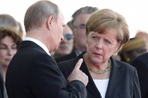 Angela Merkel: Rusija pritiska na države vzhodne Evrope