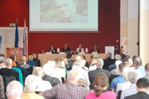 »Pučnik je bil ogenj. Bil je taka energija, da bi se stena lahko krušila od tega.«