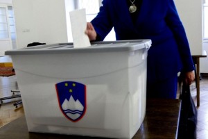 Predsedniški kandidati lahko še danes umaknejo kandidaturo