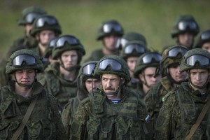 Rusija na vzhodni meji Nata začela velike vojaške vaje