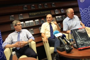 Janša: Če bodo na državni proslavi totalitarni simboli, bo Bratuškova kršila prisego