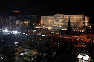 Grška vlada preživela glasovanje o nezaupnici