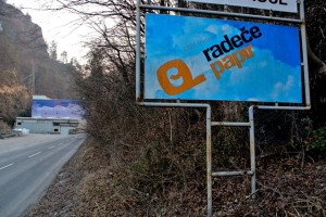 Arabci kupujejo družbi Radeče papir in Muflon