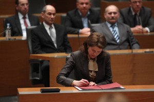 Nezaupnica Janševi vladi, Bratuškova nova mandatarka