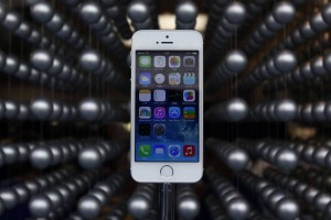 Nov rekord: Apple v treh dneh prodal devet milijonov Iphonov