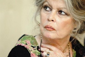 Po Depardieuju bi se v Rusijo zatekla še Brigitte Bardot