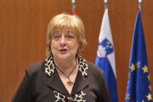 »Dvakrat pozitivna« Janja Klasinc pod psevdonimom Maja Vovk?!