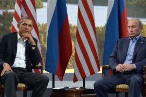 Putin in Obama po telefonu o rešitvi krize v Ukrajini