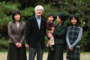Še en kraljevi obisk: v Slovenijo prihajata japonski princ in princesa Akišino
