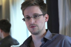 Snowden še ni vsega povedal: Nisem tu, da se skrivam, tu sem, da razkrijem zločine