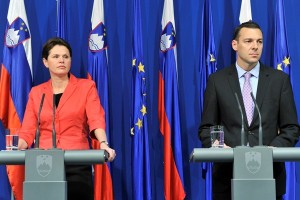 Dolžniški somrak Alenke B: Slovence oropala za 1,6 milijarde €