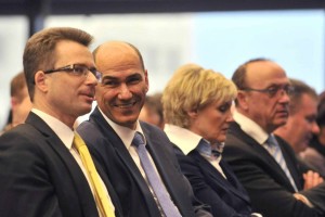 Černač: Vlada Bratuškove je ob podpori SDS predvsem dokončala projekte Janševe vlade