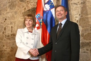 Erjavec in Pusićeva našla sprejemljivo rešitev za obe strani