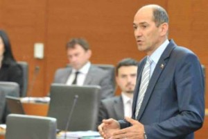 DZ danes vnovič v imenovanje komisije za nadzor obveščevalnih in varnostnih služb