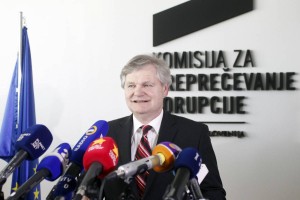 Štefanec prevzel posle na KPK in se seli v Ljubljano