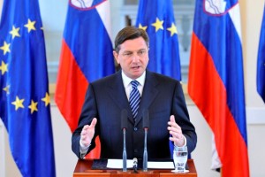 Sestanek Pahorja s predsedniki parlamentarnih strank bo v četrtek