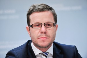 Majhenič bo s 1. januarjem uradno nastopil petletni mandat direktorja NPU