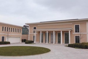 Gursovi odpustki za tajkuna Racmana: razkošno vilo mu ocenjujejo krepko pod vrednostjo