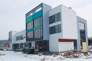 Klinika v oblakih - kako je zrasla klinika za Lukšičevo ženo?