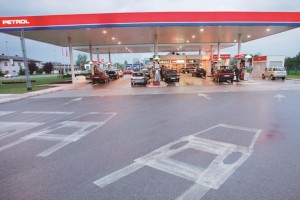 Petrol prodaja naložbo v Istrabenz