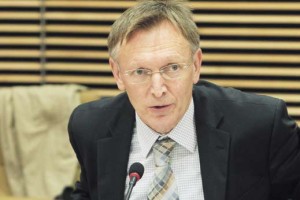 Komisar Potočnik: Ne želite si trojke