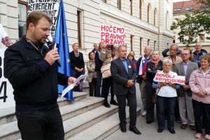 Jože Možina: Komunisti so kot paraziti, prisesani na zdravo tkivo