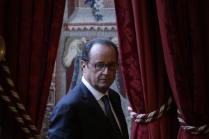 Hollande "prizadet", ker mu bivša partnerka očita, da prezira revne