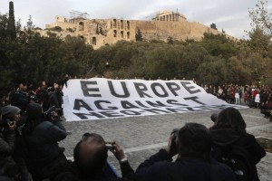 V Atenah evropski protest proti neonacizmu