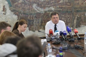 Prikrivanje finančnih podpornikov Pozitivne Slovenije in dneva kongresa