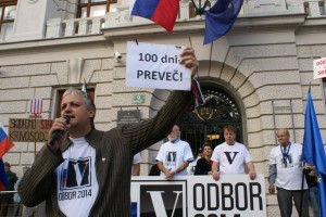 "Soočeni smo s sprevrženostjo sodstva in s plehkostjo medijev" (FOTO)