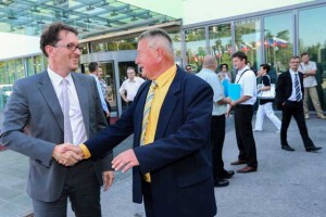 Na kongresu DL Virant stranko predal Starmanu: Če ti bodo karte predrage, me pokliči