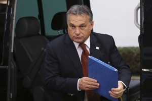 Orban ne popušča: Prihodnje leto tudi davek na šampon in milo